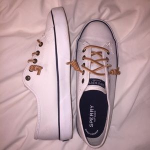 White slip on Sprerry canvas sneaker